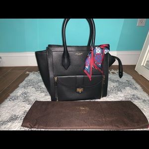 Henri Bendel purse